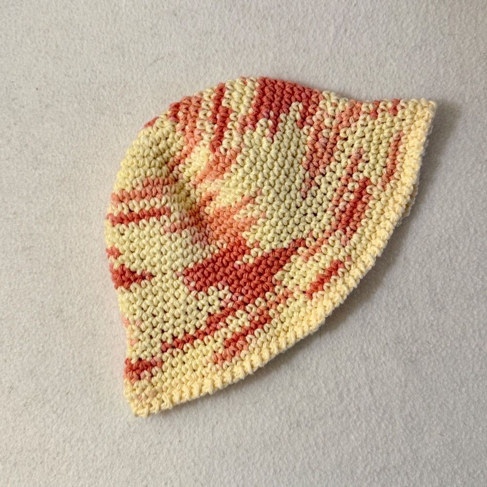 Child's bucket hat NWOT
